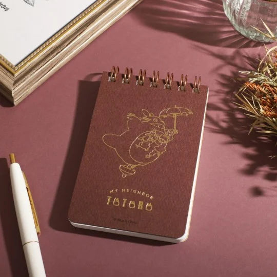 Geprägtes Ringnotizbuch Fliegender Totoro - Mein Nachbar Totoro