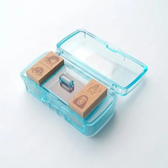 Mini-Stempel-Set Blau Chihiro im Zug (4-teilig) – Chihiro's Reise ins Zauberland