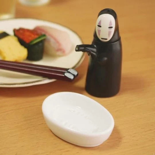 Sojasaucen-Flasche Ohngesicht – Chihiro's Reise ins Zauberland