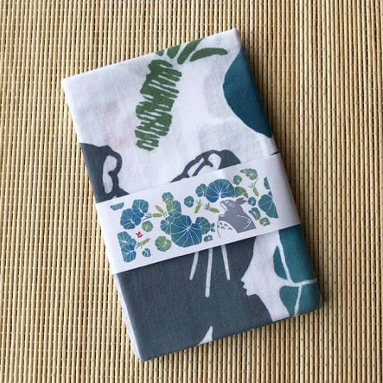 Tenugui Wasabi mit grauem Totoro